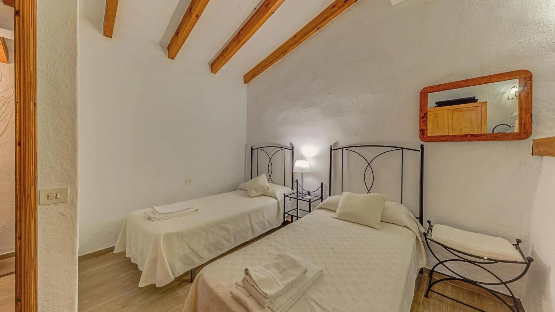 Villa Can Salas By Sealand Villas Pollenca