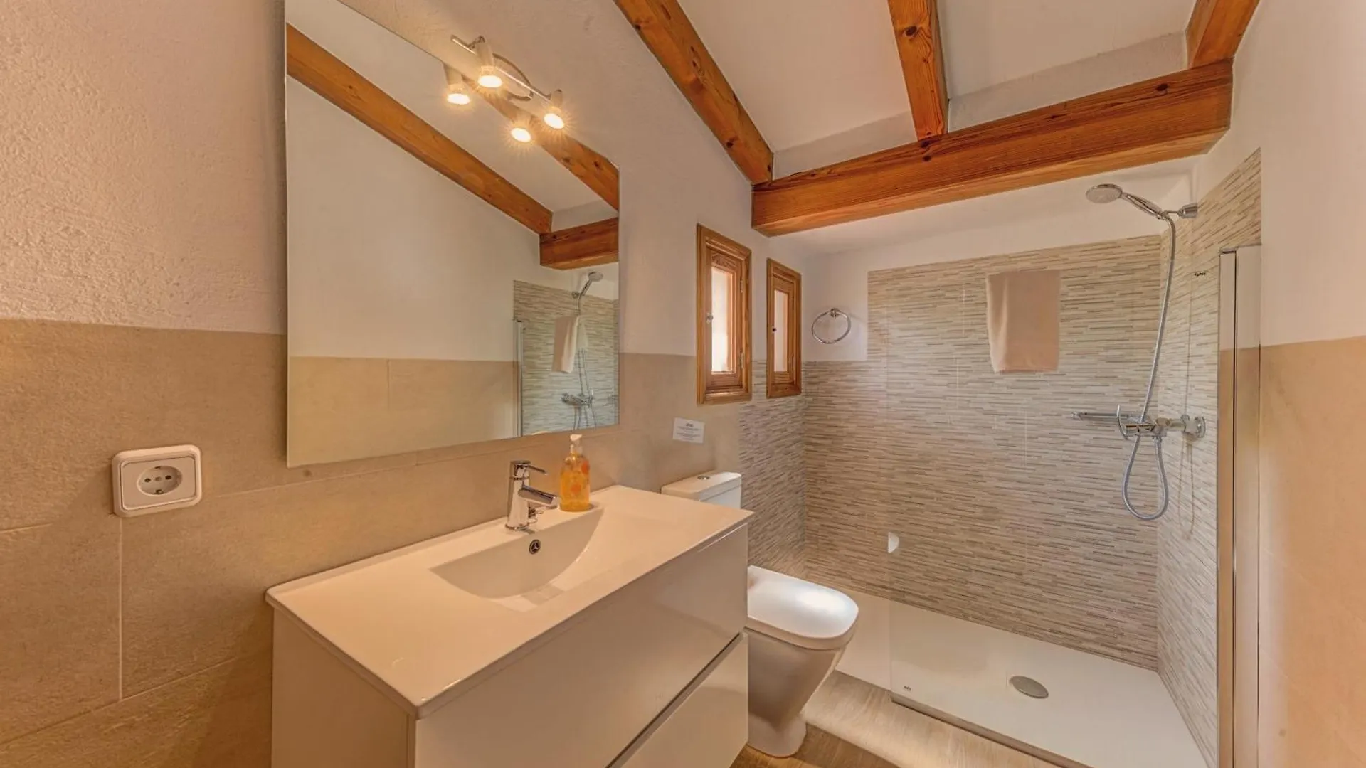 Villa Can Salas By Sealand Villas Pollenca