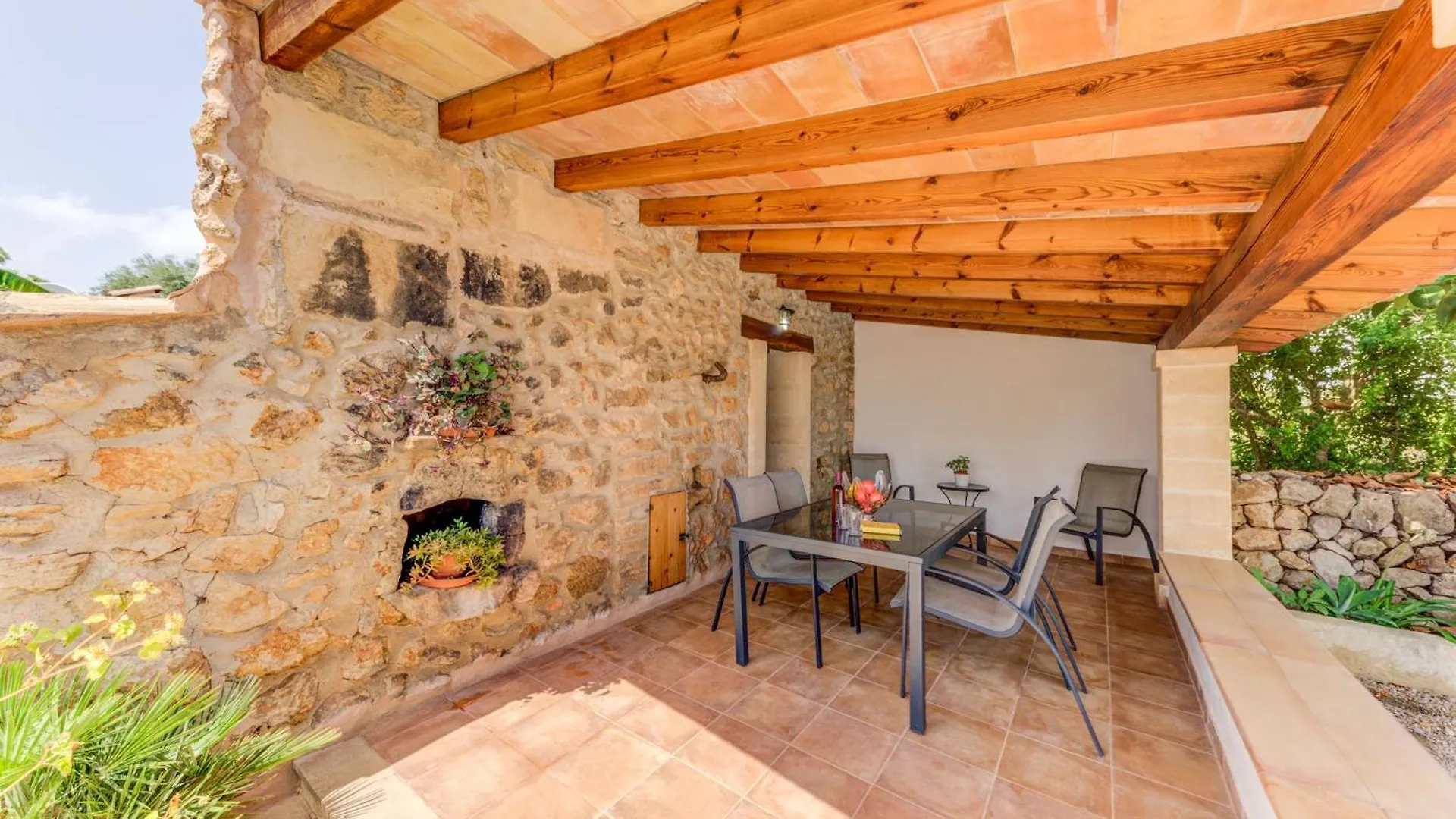 Villa Can Salas By Sealand Villas Pollenca